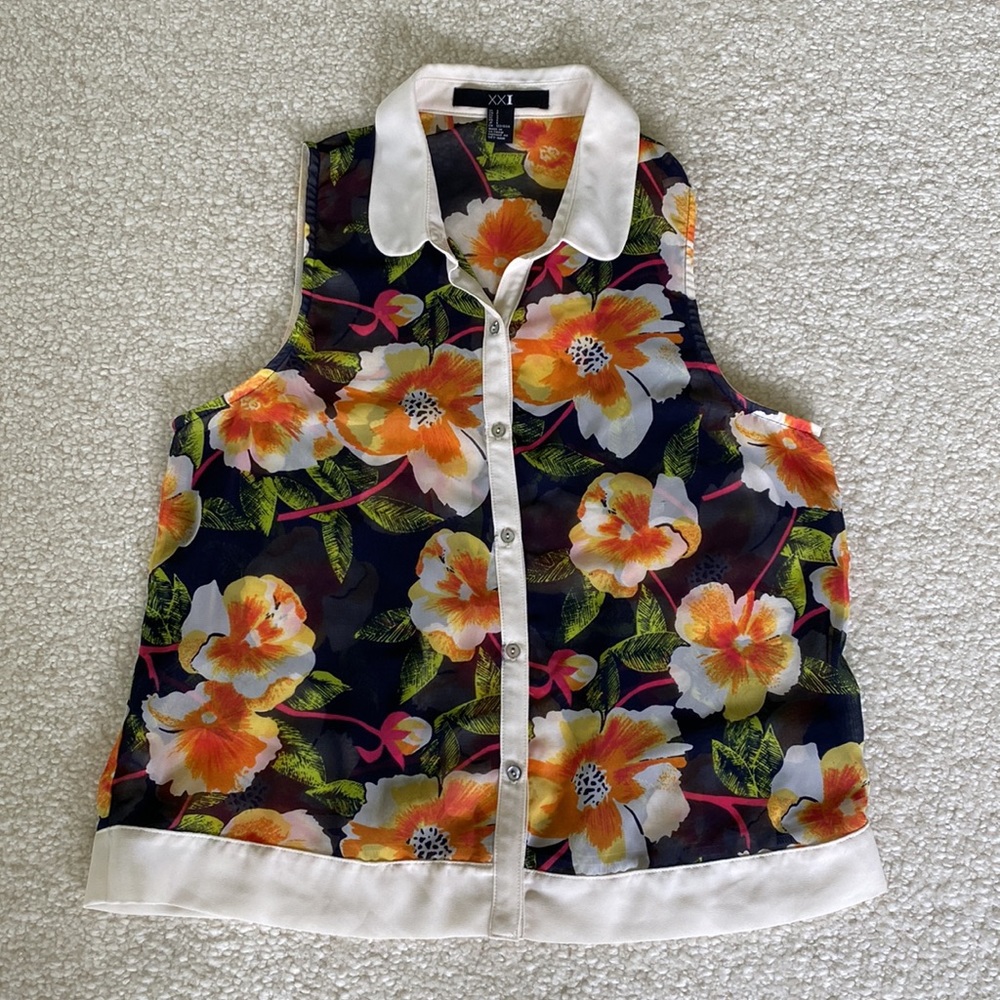 Forever 21 Hawaiian Floral Print Sheer Button Down Sleeveless Collared Blouse - Picture 3 of 7